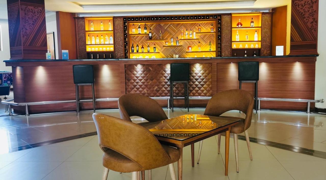 Kampala Nile Resort Seeta Zewnętrze zdjęcie